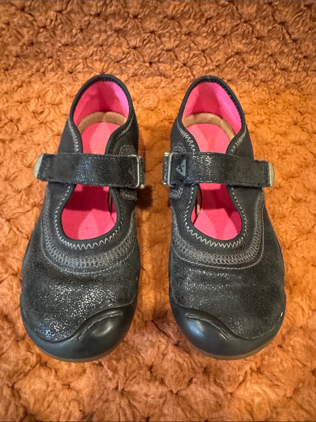 Kids Black Mary Jane Shoes With Pink Lining